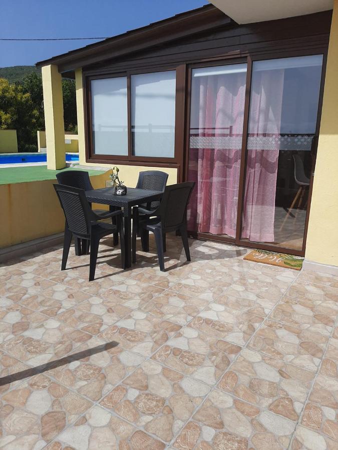 Casitas Conchi Con Piscina De Apartment *